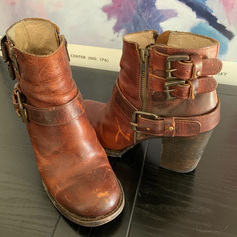 FREEBIRD by STEVEN Brew Bootie | Size 8